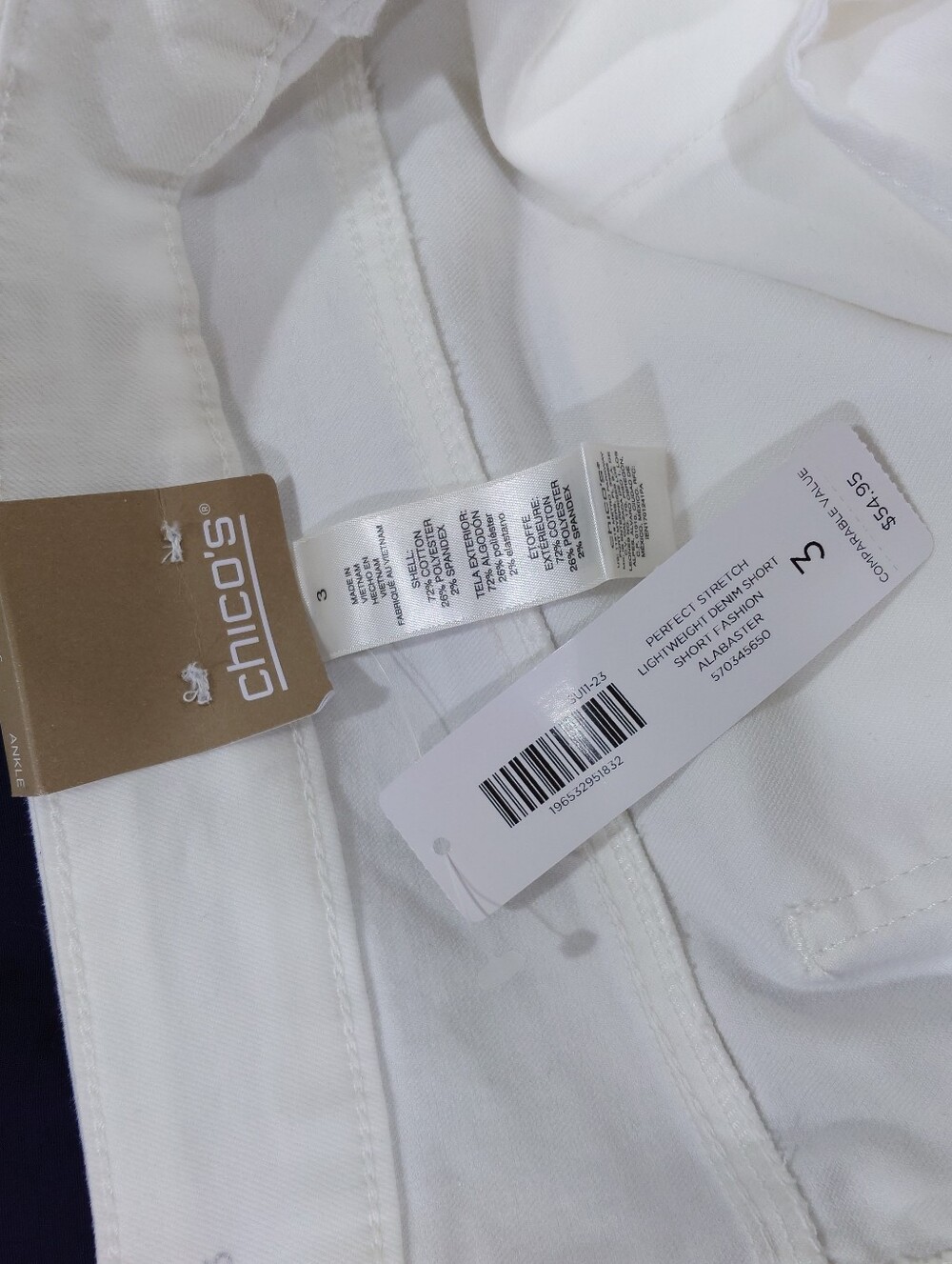 Chico’s White Denim Bermuda Shorts Women’s Size 3 / US 16 NWT Slim Boyfriend - Picture 5 of 6